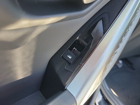 New 2026 BMW 530i w/ Premium Package RWD image 11