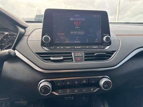 Used 2022 Nissan Altima 2.5 SR w/ Midnight Edition Package image 5