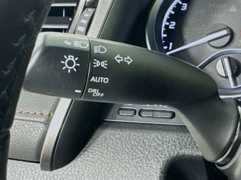 Used 2018 Toyota Camry XLE w/ Audio Package FWD image 14