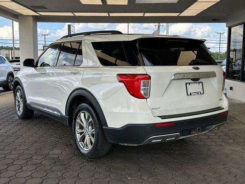 Used 2023 Ford Explorer XLT w/ Equipment Group 202A AWD/4WD image 24