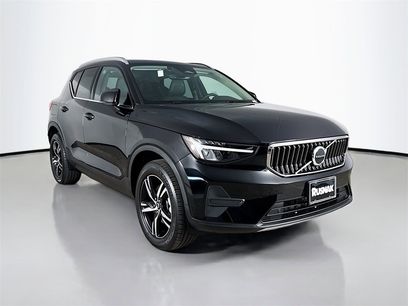 Certified 2025 Volvo XC40 B5 Core