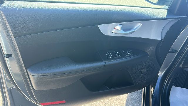 Used 2024 Kia Forte LXS FWD image 16