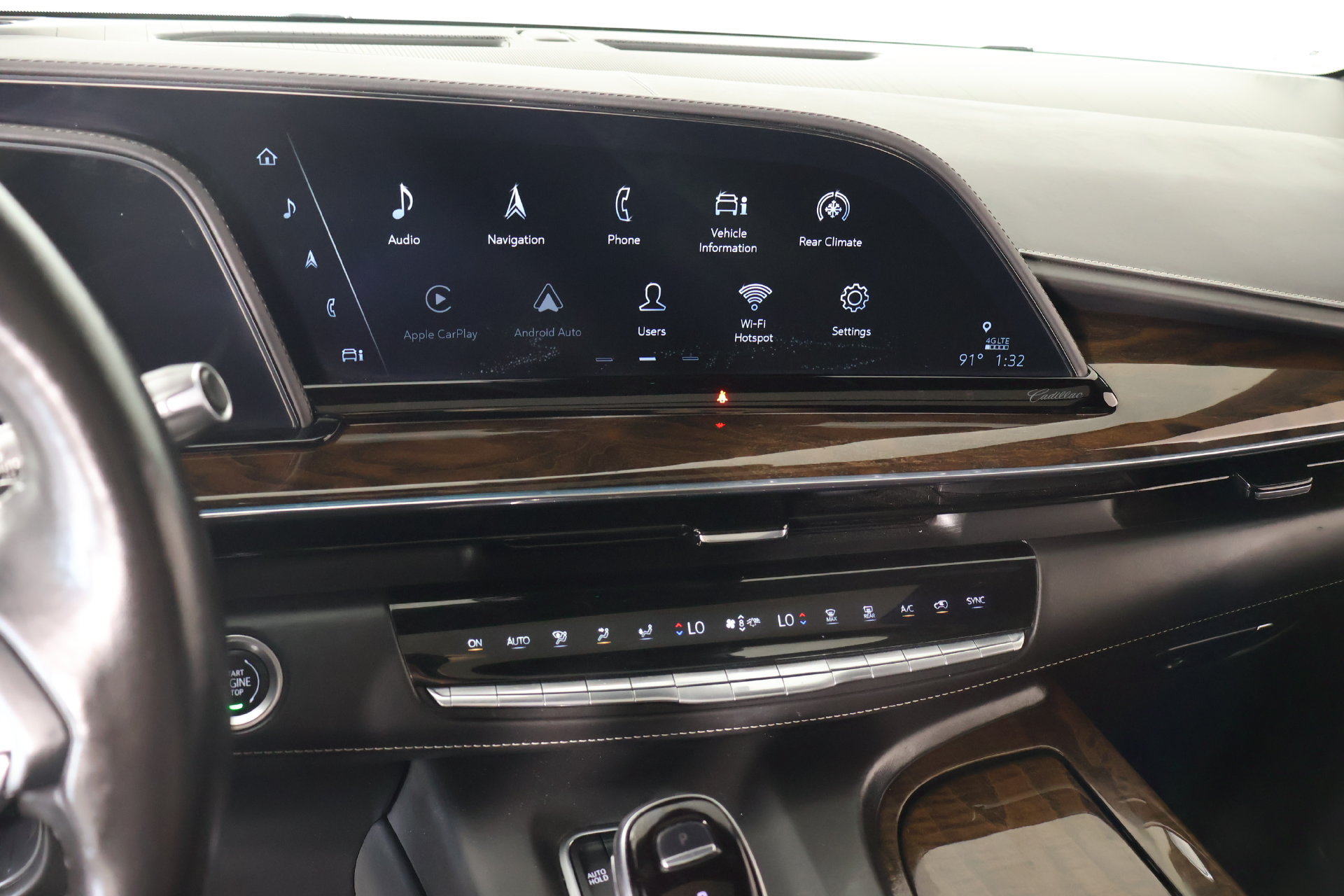 Used 2021 Cadillac Escalade Sport Platinum w/ LPO, ONYX Package AWD/4WD image 5