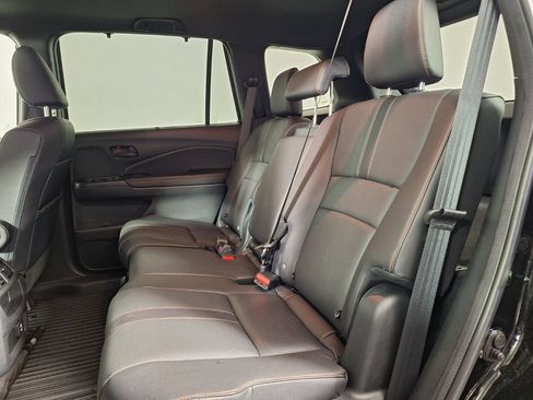 Used 2023 Honda Passport TrailSport image 25
