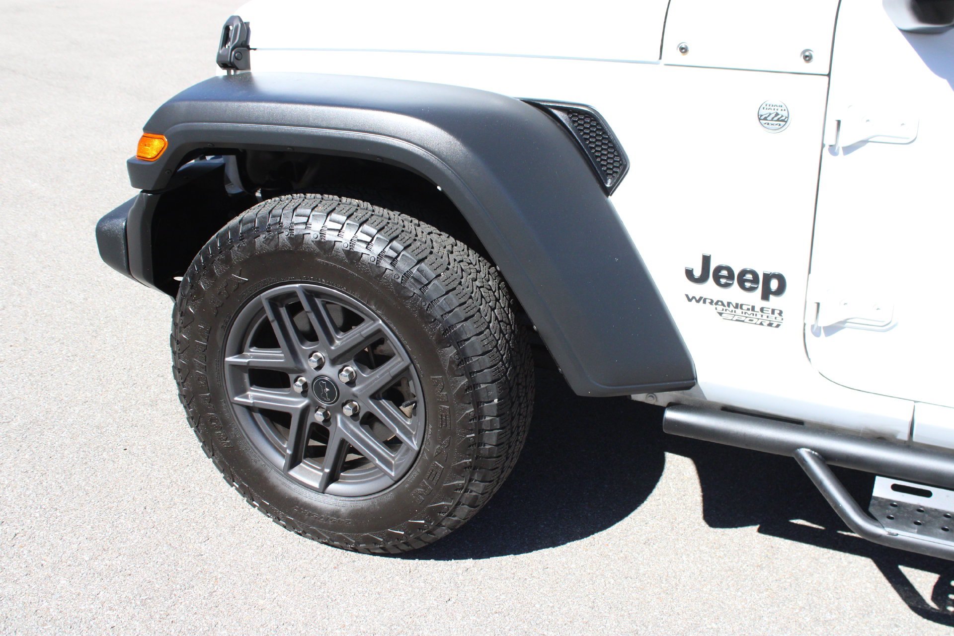 Used 2021 Jeep Wrangler Unlimited Sport AWD/4WD image 11