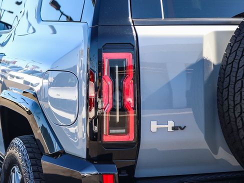 Used 2025 GMC Hummer EV 3X AWD/4WD image 7