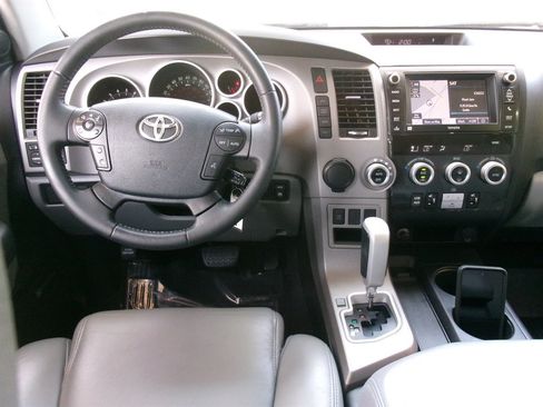 Used 2013 Toyota Sequoia Limited RWD image 40