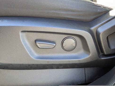 Used 2019 Ford Ranger XLT w/ Equipment Group 302A Luxury image 16