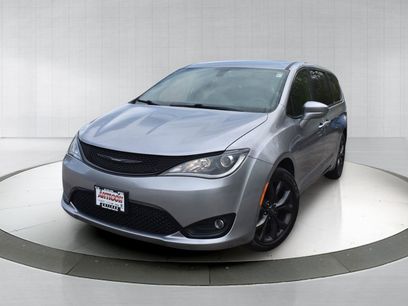 Used 2019 Chrysler Pacifica Touring Plus w/ S Appearance Package