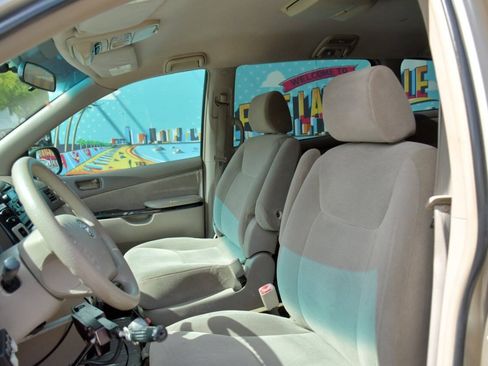 Used 2005 Toyota Sienna LE w/ Assistance Pkg 2 FWD image 20