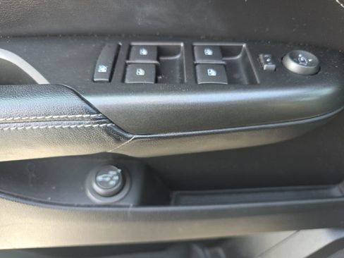 Used 2012 Cadillac SRX Luxury image 20