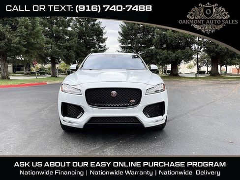 Used 2017 Jaguar F-PACE S AWD/4WD image 2
