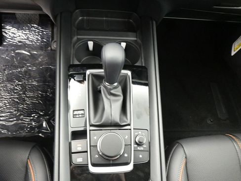 Used 2024 MAZDA CX-50 AWD 2.5 Turbo w/ Premium Pkg image 17