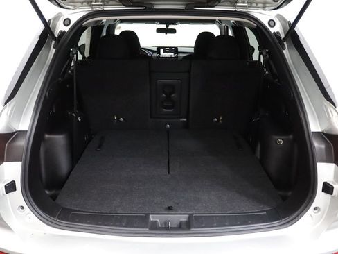 Used 2023 Mitsubishi Outlander ES AWD/4WD image 28