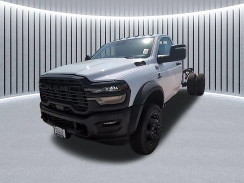New 2026 RAM 4500 Tradesman AWD/4WD image 4