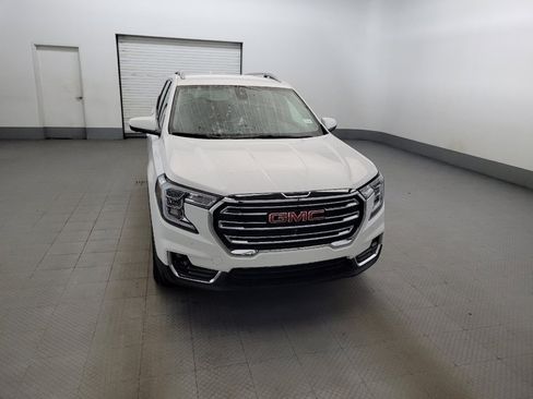 Used 2023 GMC Terrain SLT w/ Tech Package AWD/4WD image 14