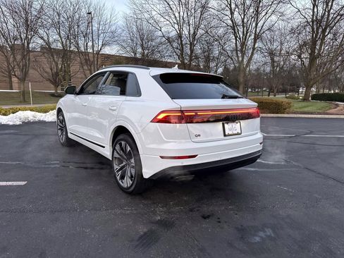 Used 2025 Audi Q8 Premium w/ Black Optic Package AWD/4WD image 5