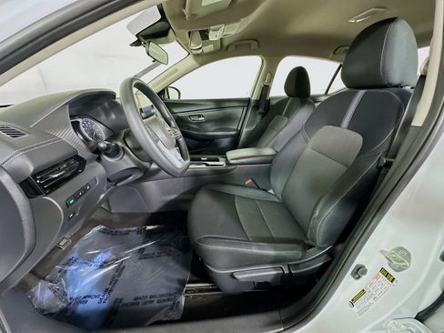 Used 2024 Nissan Sentra SV image 12