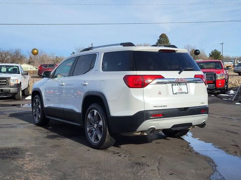 Used 2017 GMC Acadia SLT image 3