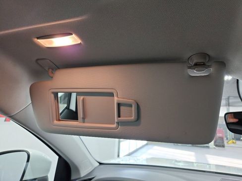 New 2026 Volkswagen Taos SE image 25