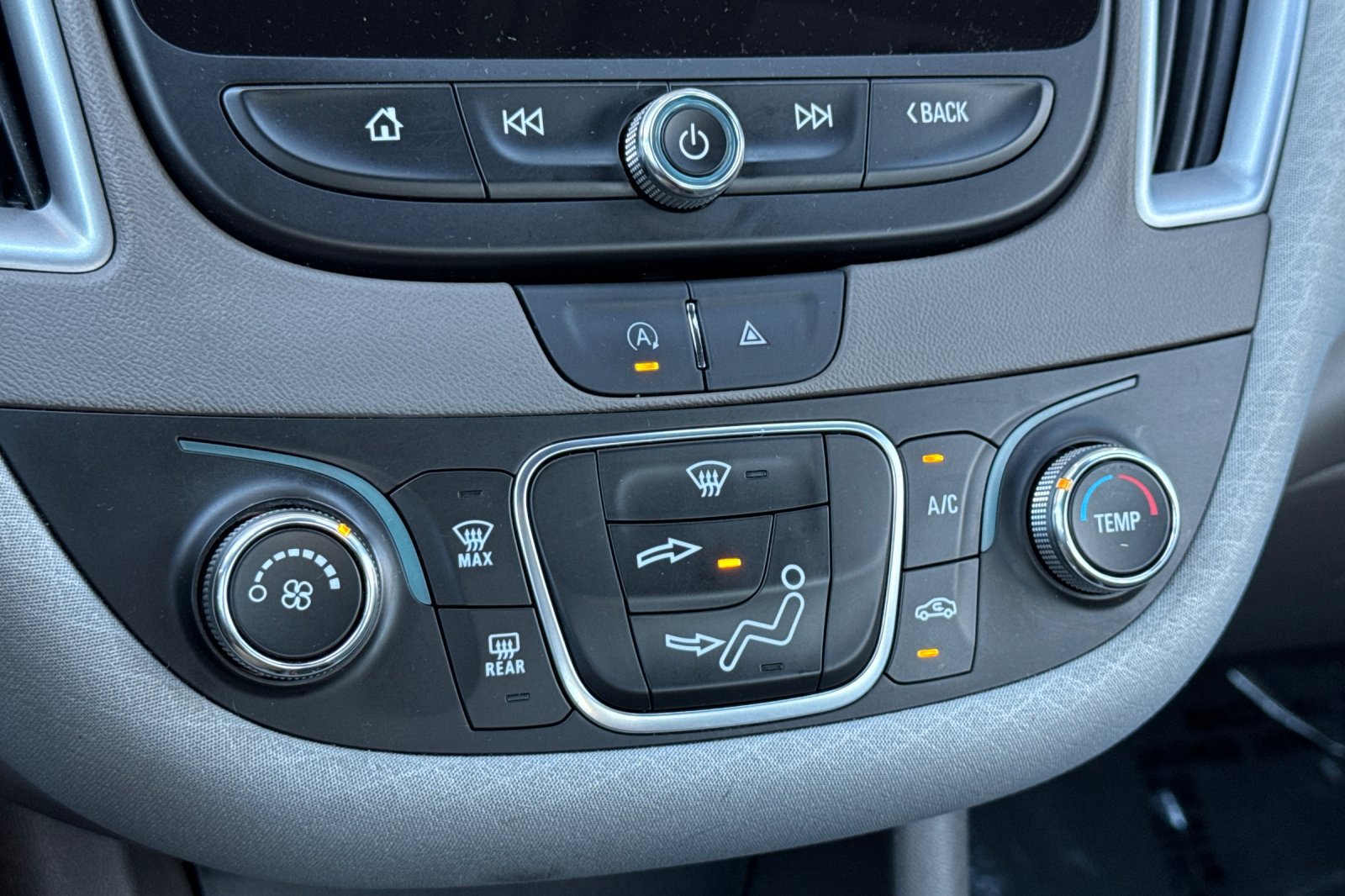 Used 2023 Chevrolet Malibu LS w/ Driver Confidence Package FWD image 20