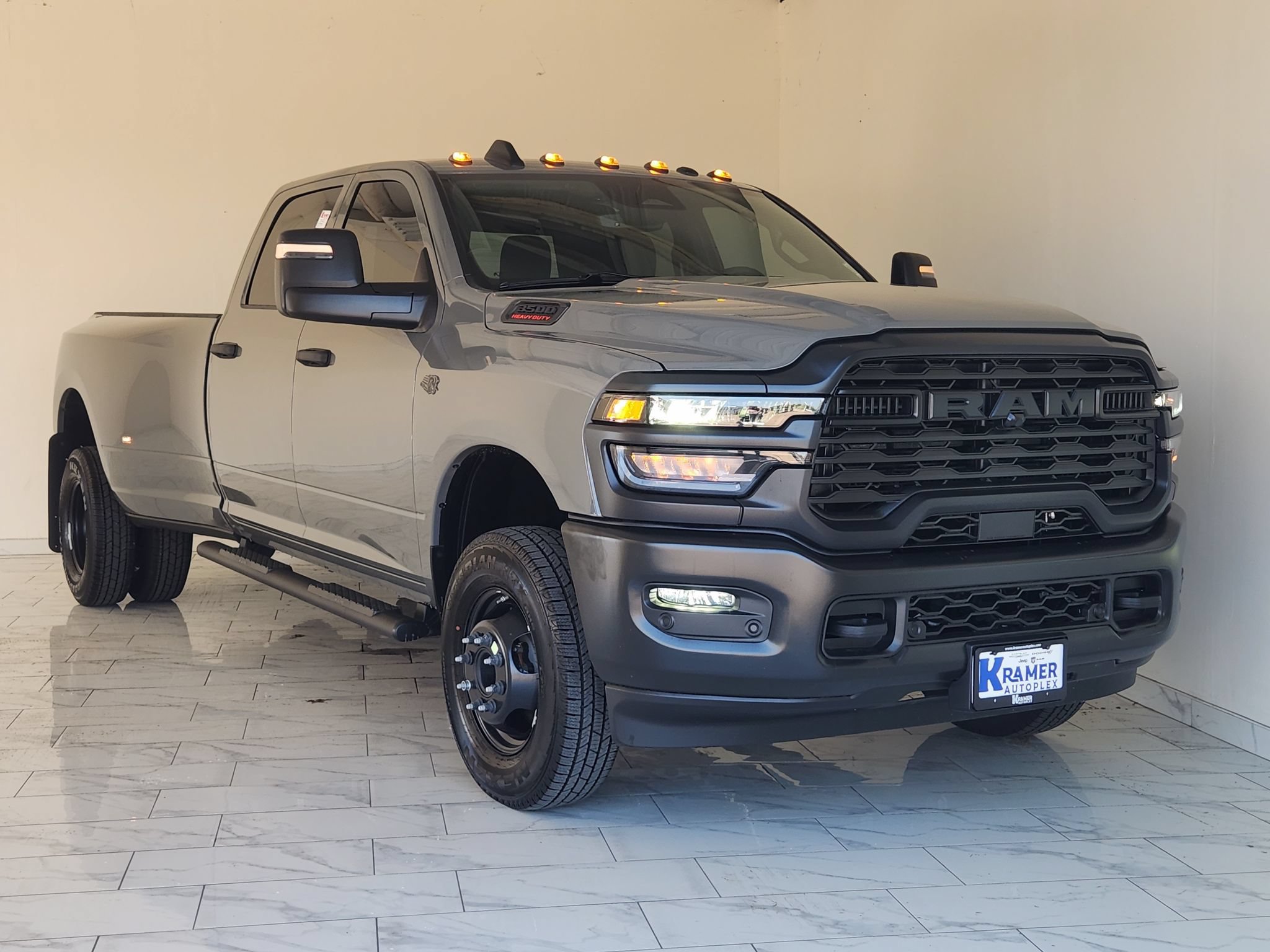 Used 2027 RAM 3500 Tradesman AWD/4WD image 3