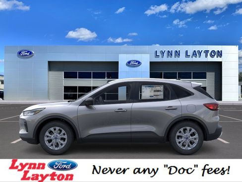 Used 2025 Ford Escape Active w/ Tech Pack #1 FWD image 3