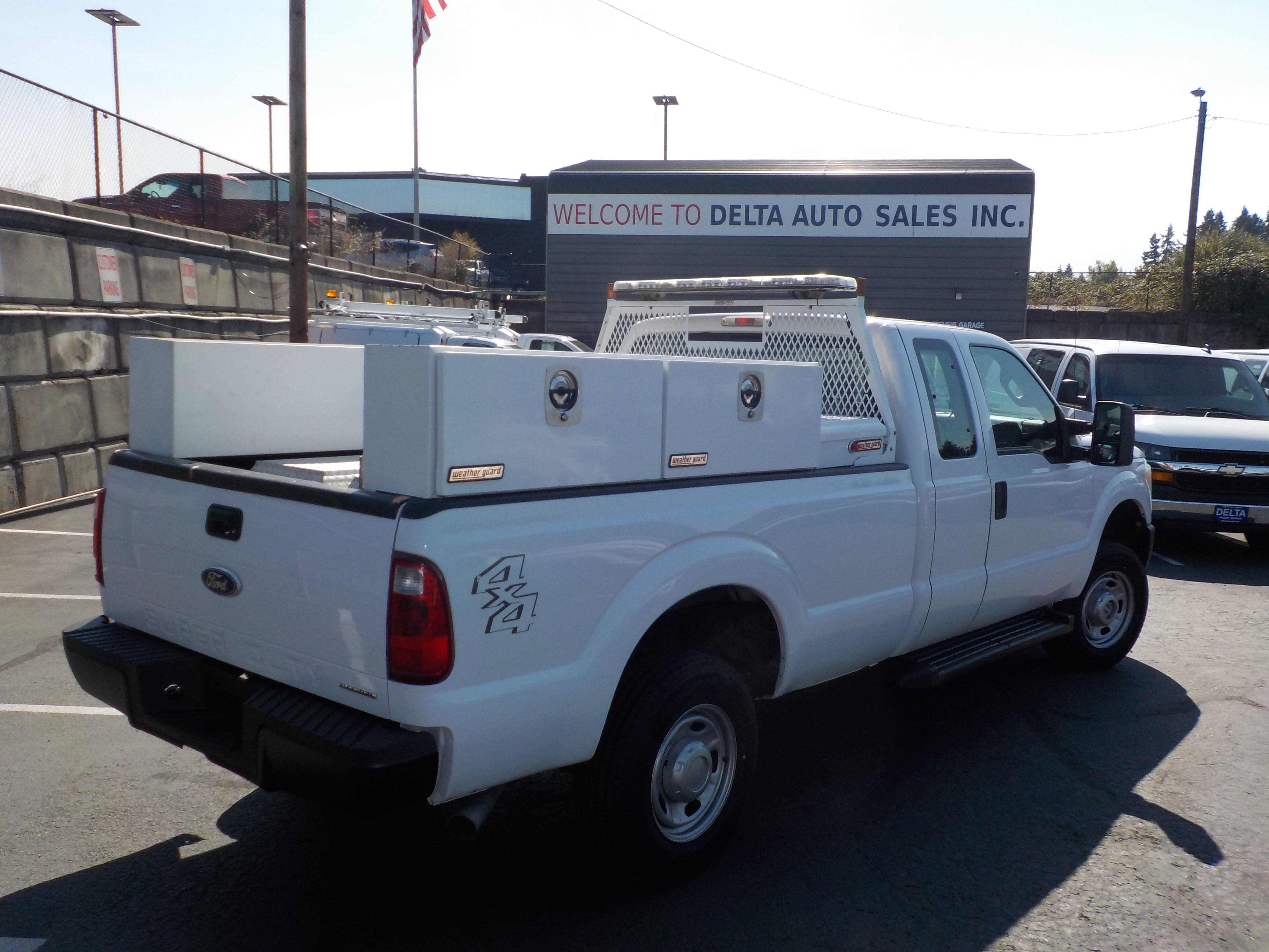 Used 2012 Ford F250 XL w/ Camper Pkg AWD/4WD image 10