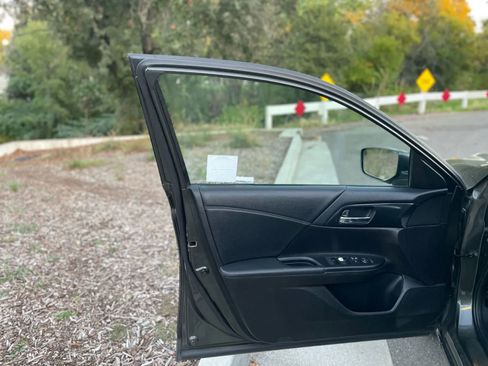 Used 2014 Honda Accord Sport image 20