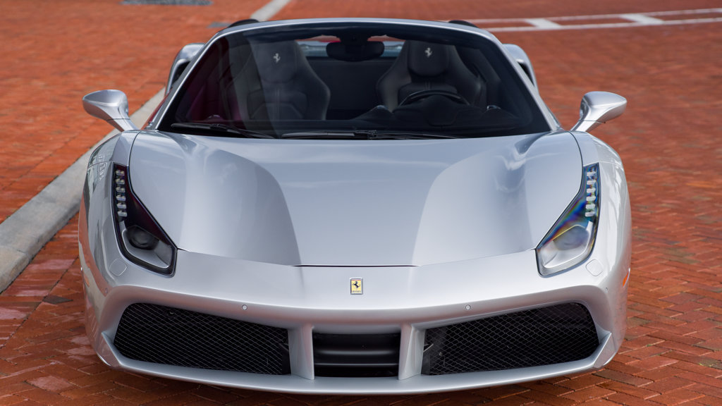 Used 2018 Ferrari 488 Spider RWD image 10