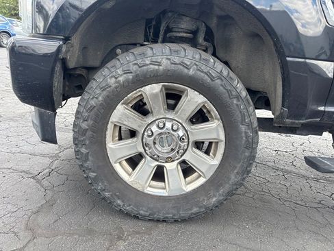 Used 2017 Ford F350 Platinum w/ Platinum Ultimate Package AWD/4WD image 7