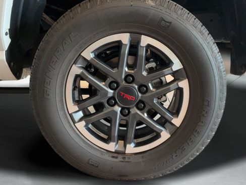 Used 2026 Toyota Tacoma TRD Sport AWD/4WD image 43