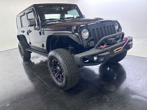 Used 2015 Jeep Wrangler Unlimited Rubicon AWD/4WD image 21