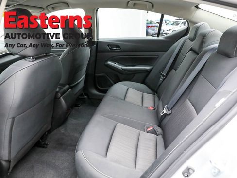 Used 2024 Nissan Altima 2.5 SV image 21