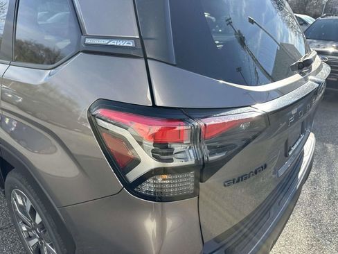 New 2025 Subaru Forester Touring image 8