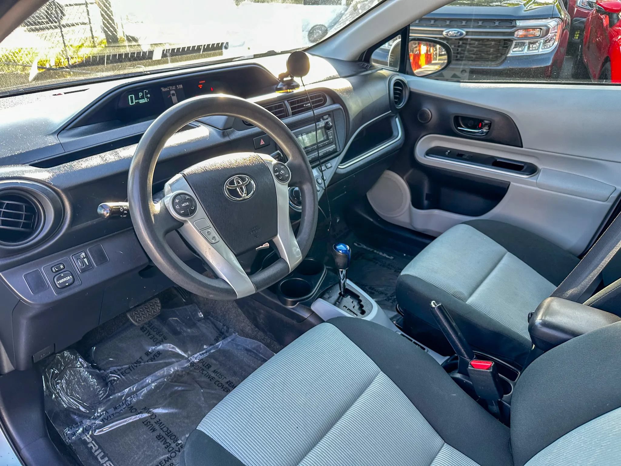 Used 2014 Toyota Prius C Two FWD image 11