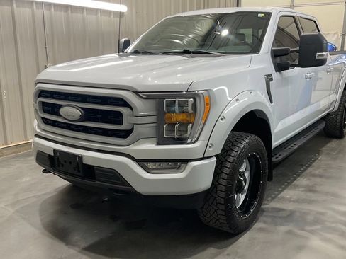 Used 2022 Ford F150 XLT w/ Equipment Group 302A High AWD/4WD image 3