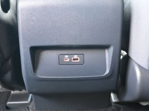 Used 2022 Nissan Frontier SV w/ Technology Package image 15