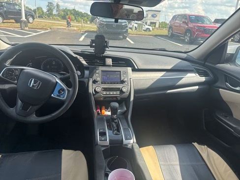 Used 2020 Honda Civic LX image 11