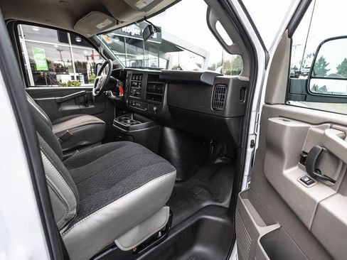 Used 2024 Chevrolet Express 2500 w/ Driver Convenience Package image 22