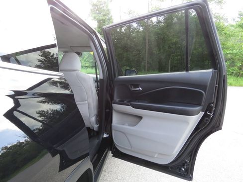 Used 2019 Honda Pilot EX image 15