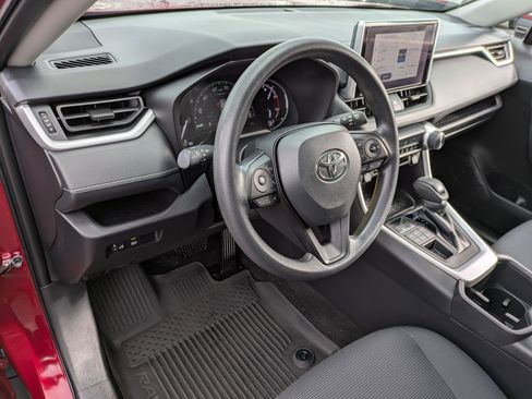 Used 2023 Toyota RAV4 LE image 8