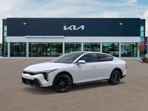 New 2025 Kia K4 GT-Line Turbo image 3