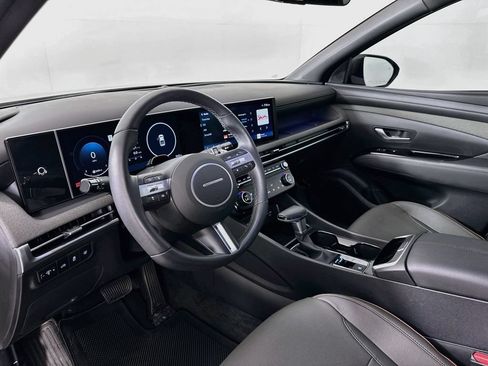 Certified 2025 Hyundai Santa Cruz Limited AWD/4WD image 9