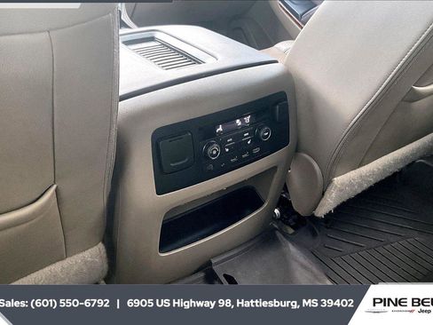 Used 2018 Chevrolet Tahoe Premier image 24