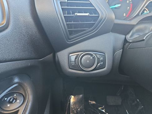 Used 2018 Ford Escape SE w/ SE Sync 3 Package image 25