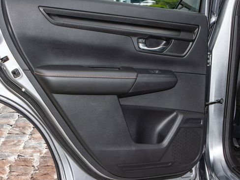 Used 2024 Honda CR-V Sport image 28