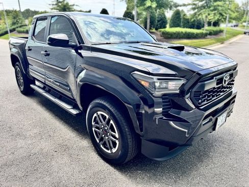 Used 2024 Toyota Tacoma TRD Sport image 6