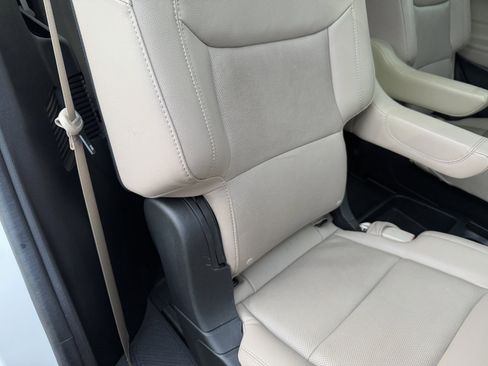 Used 2021 Ford Explorer Limited w/ Equipment Group 301A image 46