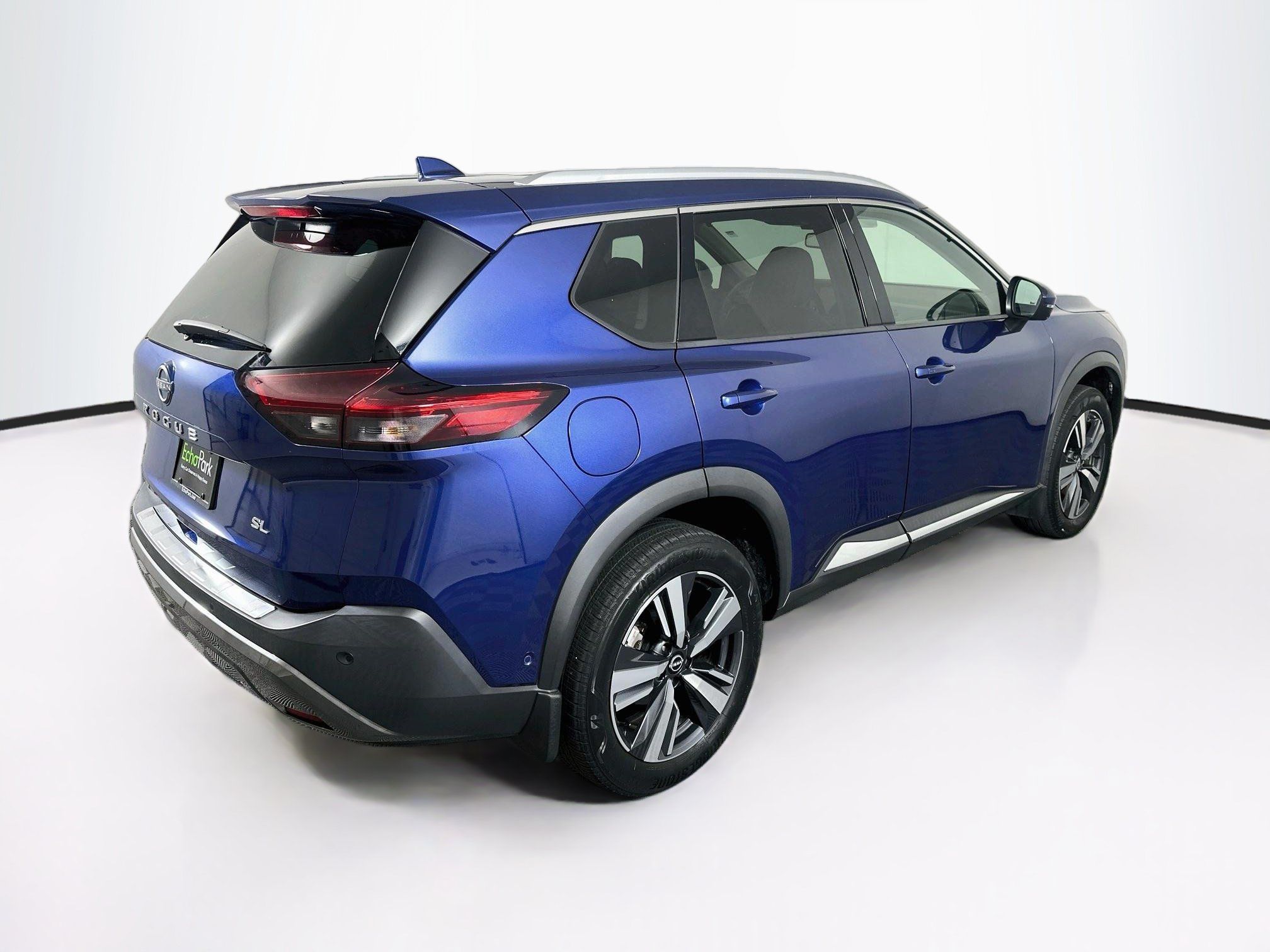 Used 2023 Nissan Rogue SL w/ SL Premium Package FWD image 9
